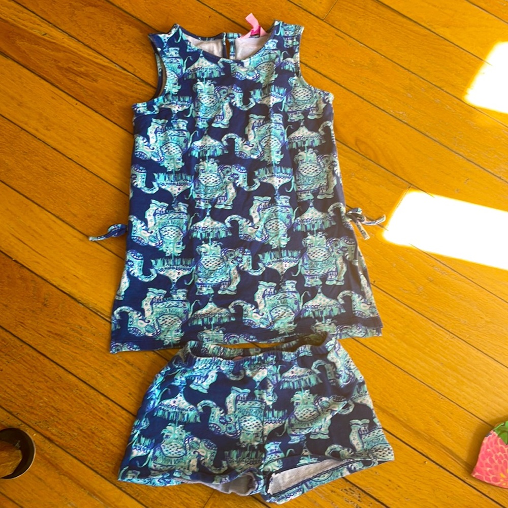 Lilly Pulitzer tunic and shorts set 4/5
